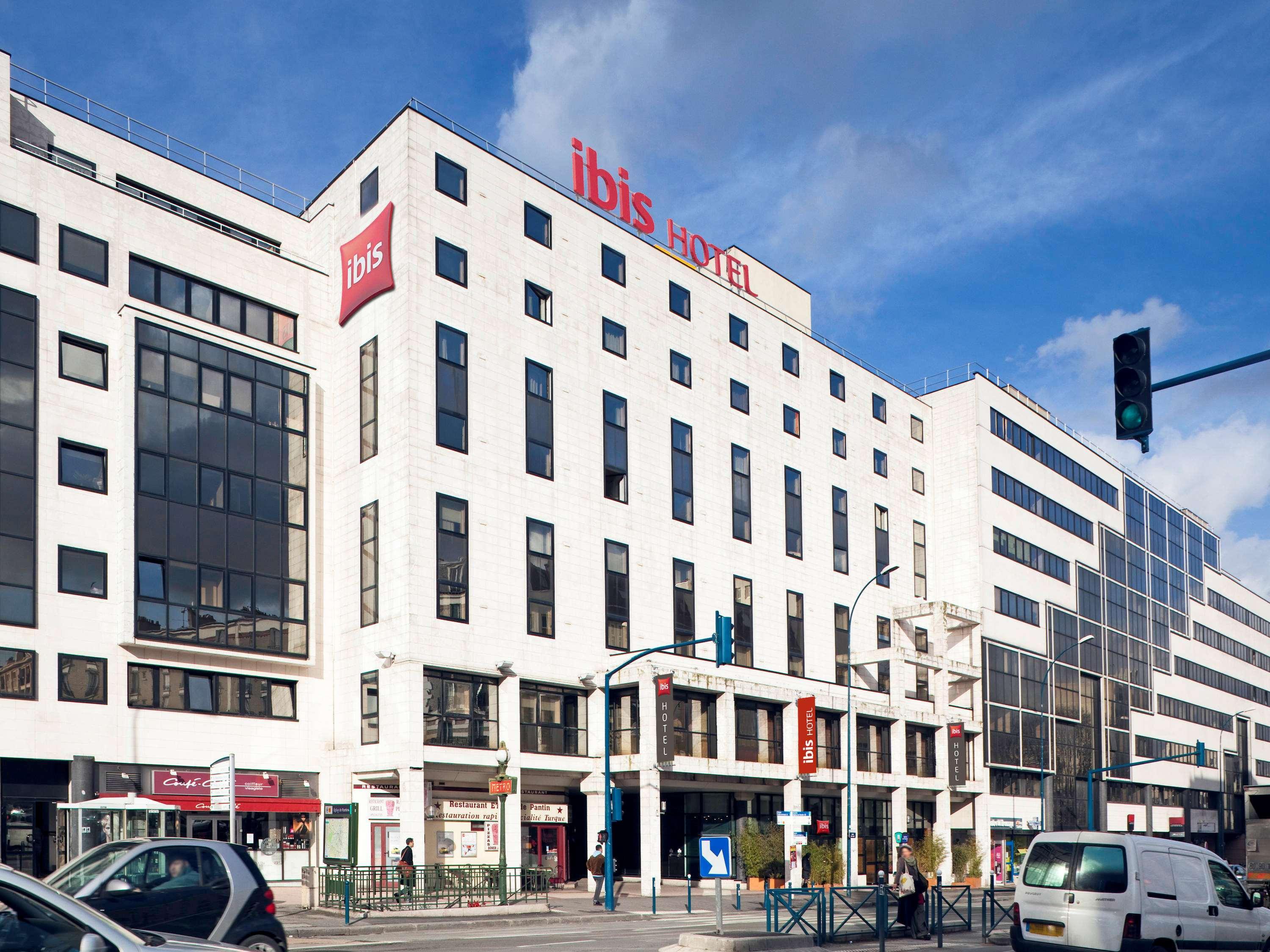 Hotel Ibis Paris Pantin Eglise Zewnętrze zdjęcie